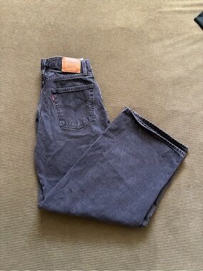 Levi's XL straight jeans, size US 25 (fits 26)
